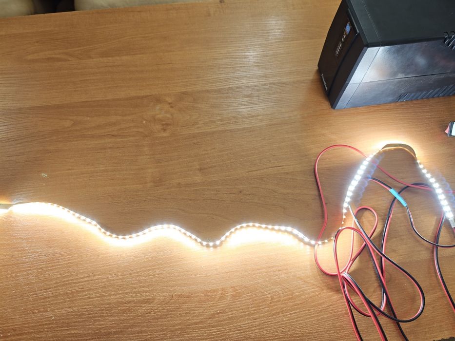 ДБЖ (UPS) FrimeCom з LED-стрічкою