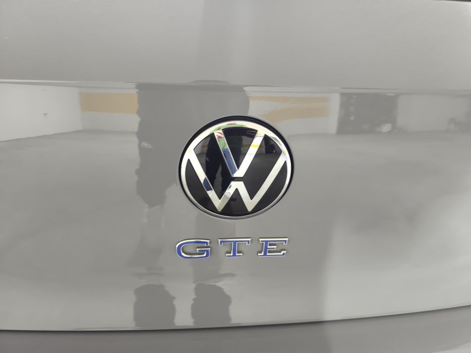 VW Golf 8 GTE 245cv (2021) | Apenas 40.000km | Garantia da Marca