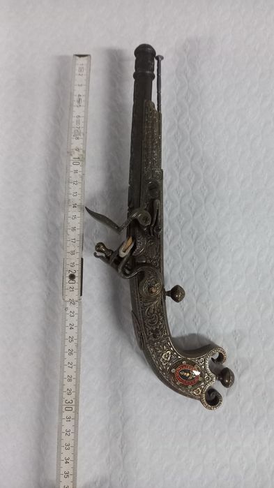 Réplica Pistola de Pederneira Escocesa de 1760 – Marca DENIX (Mod. 1246)