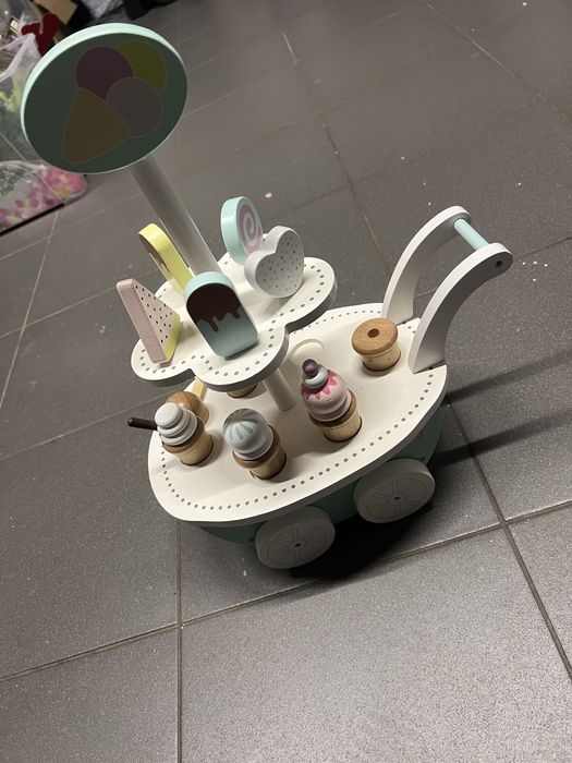 Lodziarnia drewniana jabadabado!