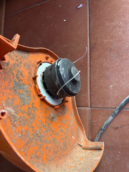 Stihl fse31 corta relva