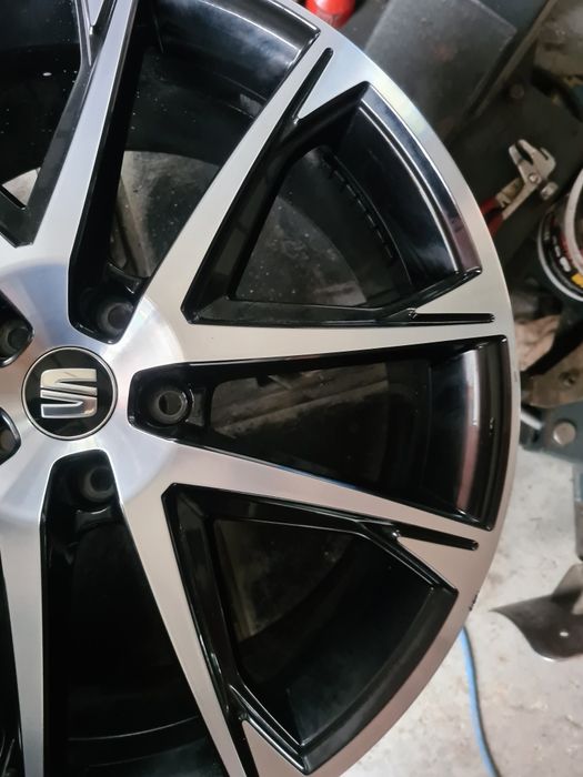 Felgi 5x112 8x19et45 Oem Seat