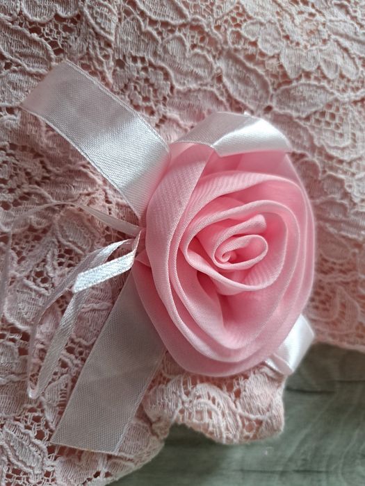 Sukienka elegancka ażurowa bez rekawow r92