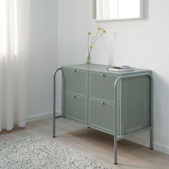 Comoda em metal IKEA modelo NIKKEBY