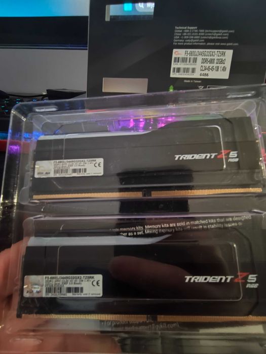 Ddr5 gskill trident 32gb 6800mhz używane jak nowe