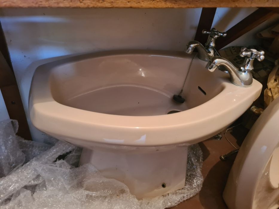 Conjunto de loiça de casa de banho