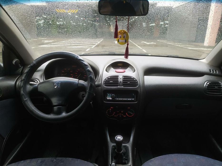 Peugeot 206 XR | 2001 рік | Газ/Бензин | Можливий обмін