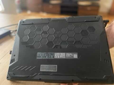 Laptop ASUS TUF F15 FX596H