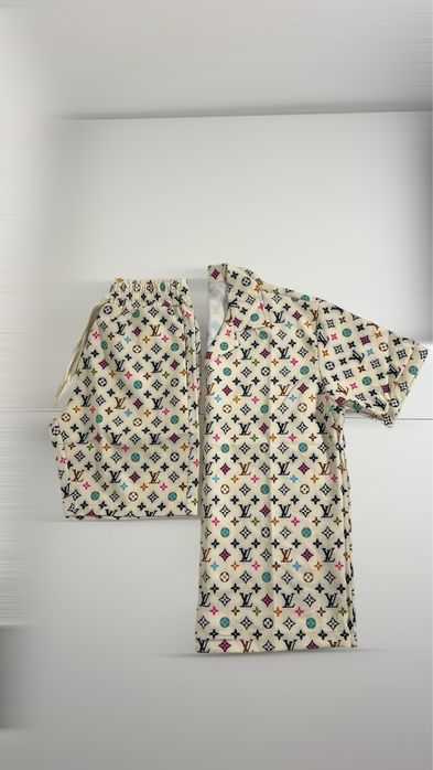 Conjuto da LV tamanho XS, S, L