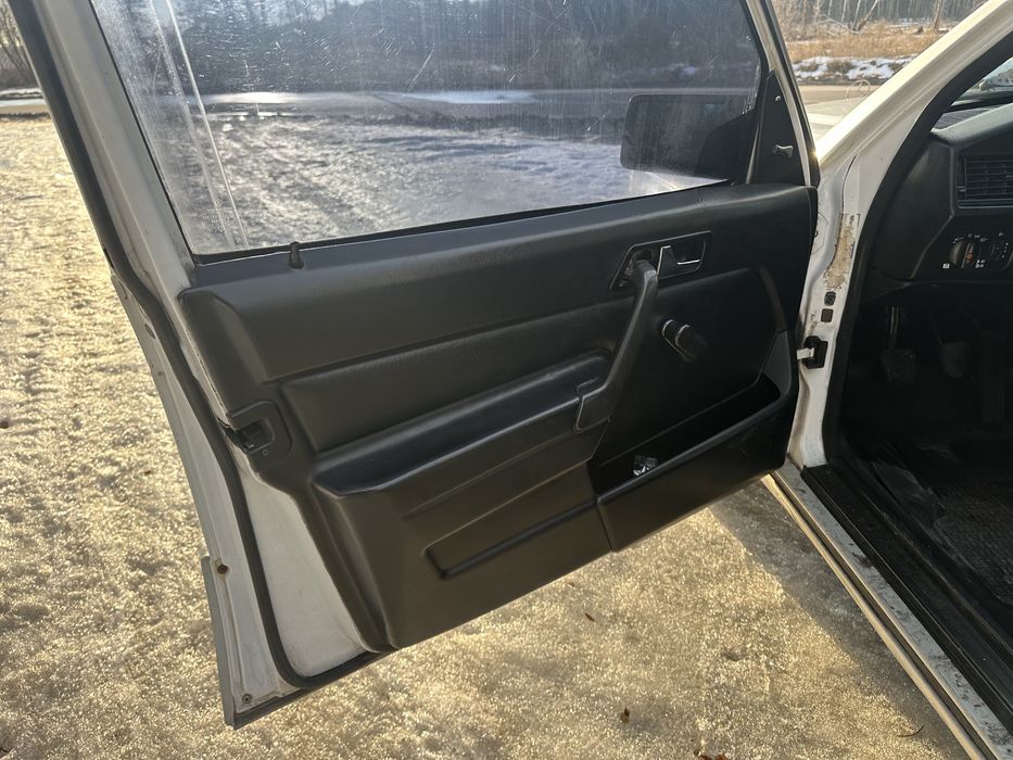 Mercedes-Benz W201 190 1991 рік