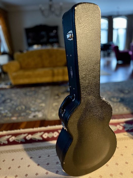 Guitarra Taylor GC 3