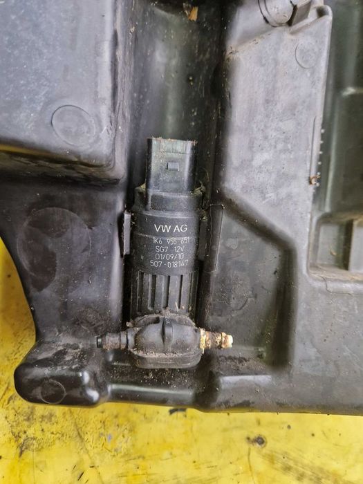Zbiorniczek Spryskiwaczy Vw Audi Seat Skoda 6R0.955.453.D