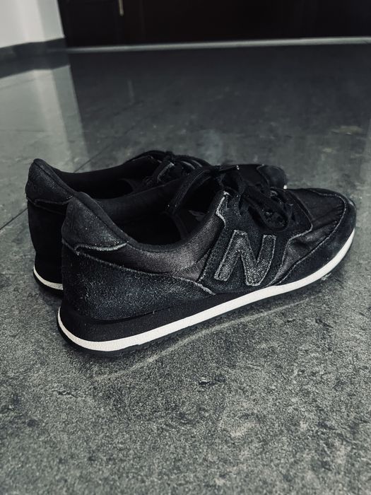 Czarne sneakersy New Balance 38, stan dobry