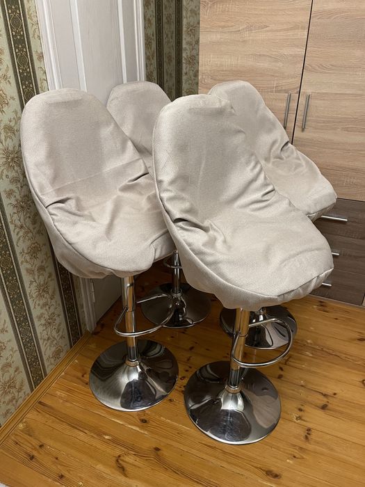 Продам барні стільці