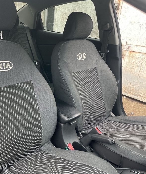 Чохли Авто-чохли Чехлы Volkswagen Audi Skoda Ford Fiat Kia Opel