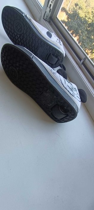Дитячі роликові кросівки Heelys, 35р