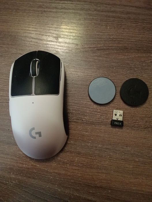 Logitech G Pro X Superlight Wireless White
Продам оригінальну ігрову м