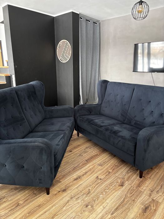 Dwie sofy- cena za komplet