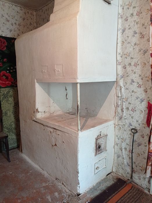 Помешкання в 20км від міста. Траса Чернігів-Київ. Село Красне.