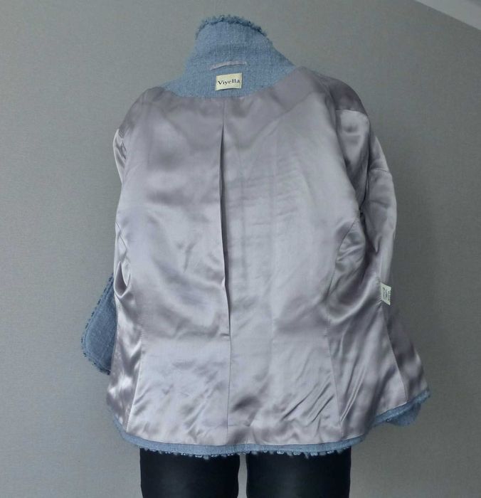 Viyella lekki krótki żakiet z przędzy boucle z rękawem 3/4 44