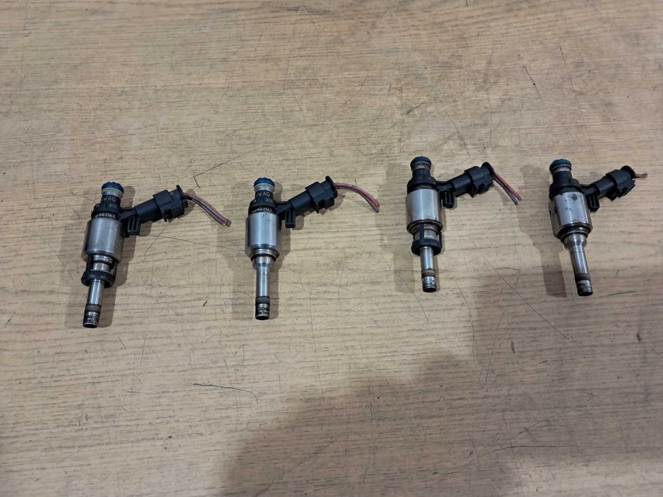 Wtrysk wtryski wtryskiwacz benzyny AUDI VW Seat Skoda 1.8 2.0 TFSI