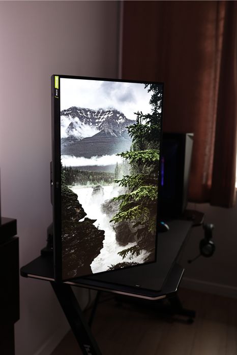 LG UltraGear 27GP850-B 27” QHD 165Hz Nano IPS HDR