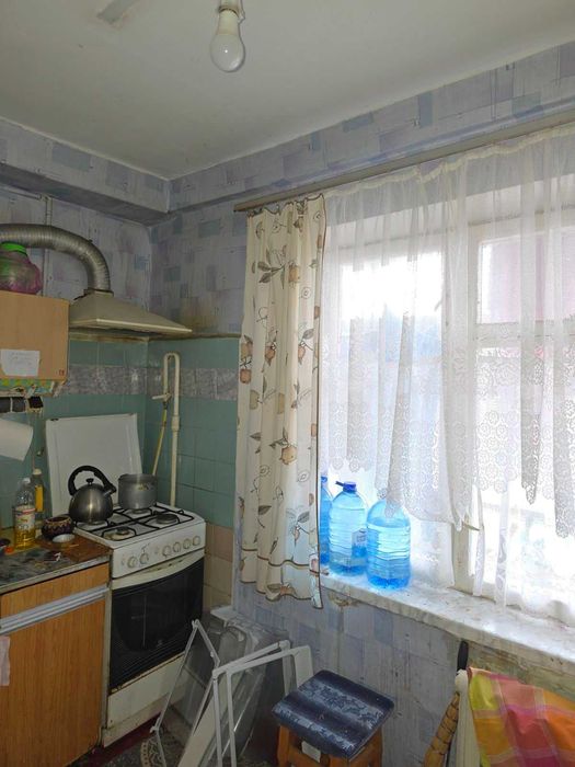 Здам 1 кімнатну на Бульварі Леся Курбаса 18А, ремонт.