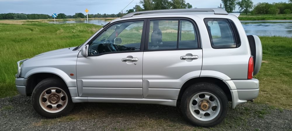 Suzuki Grand Vitara benzyna 2.0
