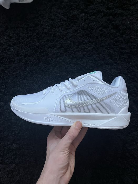 Кросівки баскетбольні Nike Sabrina 2