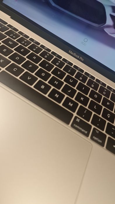 Apple Macbook Pro 13"