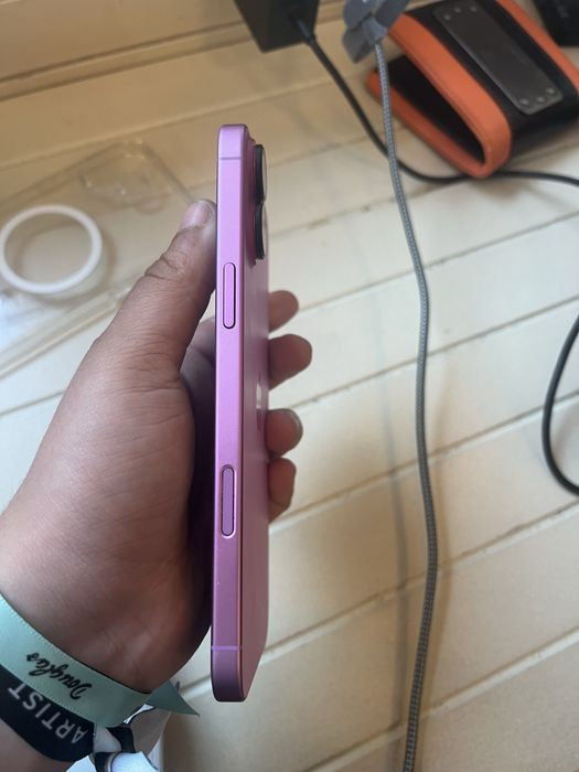 Vendo iphone 16 plus 128 Gb versao EUA