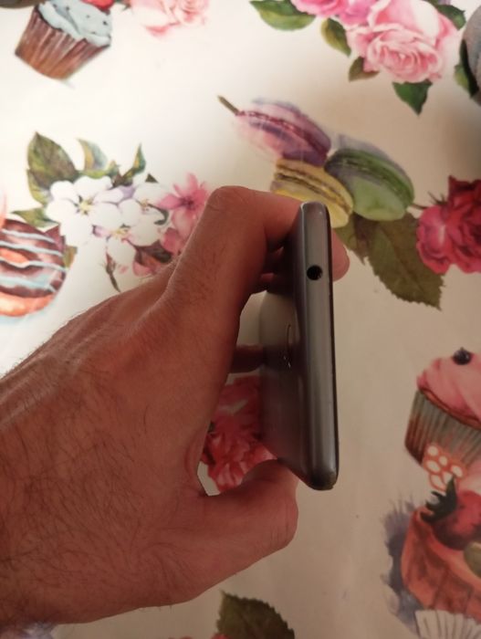 Продам MEIZU Note5 б/у.