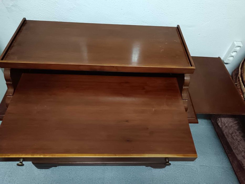 Secretaria com rodas