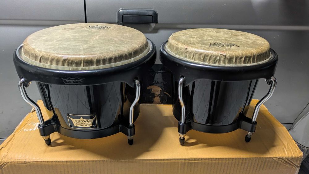 Bongós Crown by Remo c/ tripé