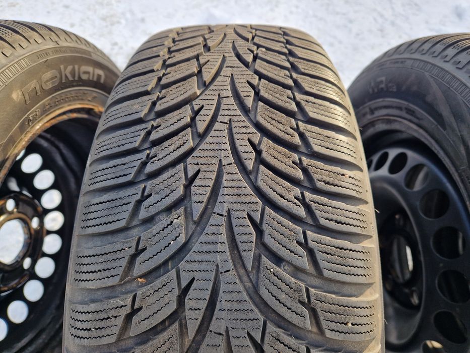 Шини nokian 215/60 r16