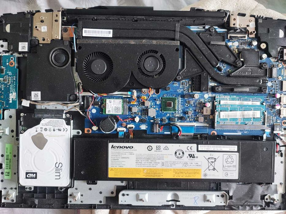 Lenovo Y70-70 на запчастини