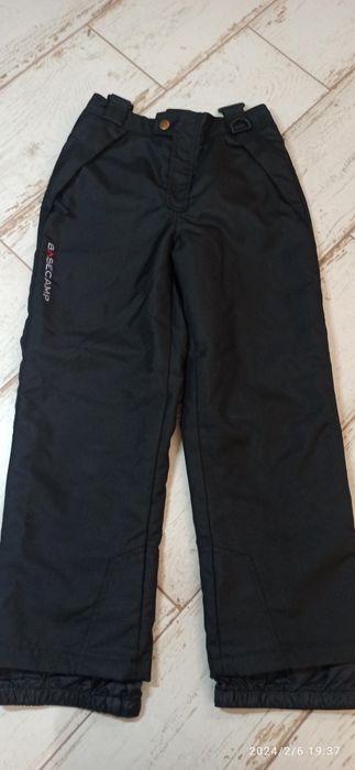 Czarne spodnie przeciwdeszczowe Basecamp 10 lat bdb wiosna jesień