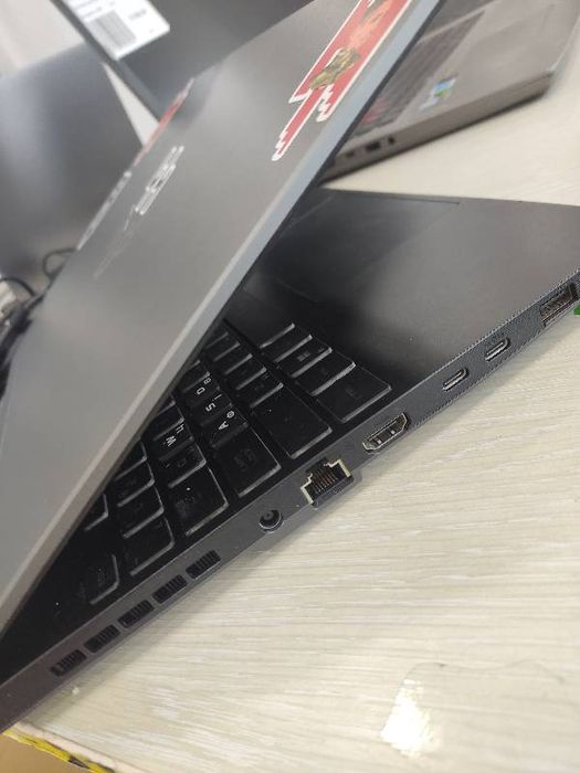 Ноутбук ASUS FX507ZV4