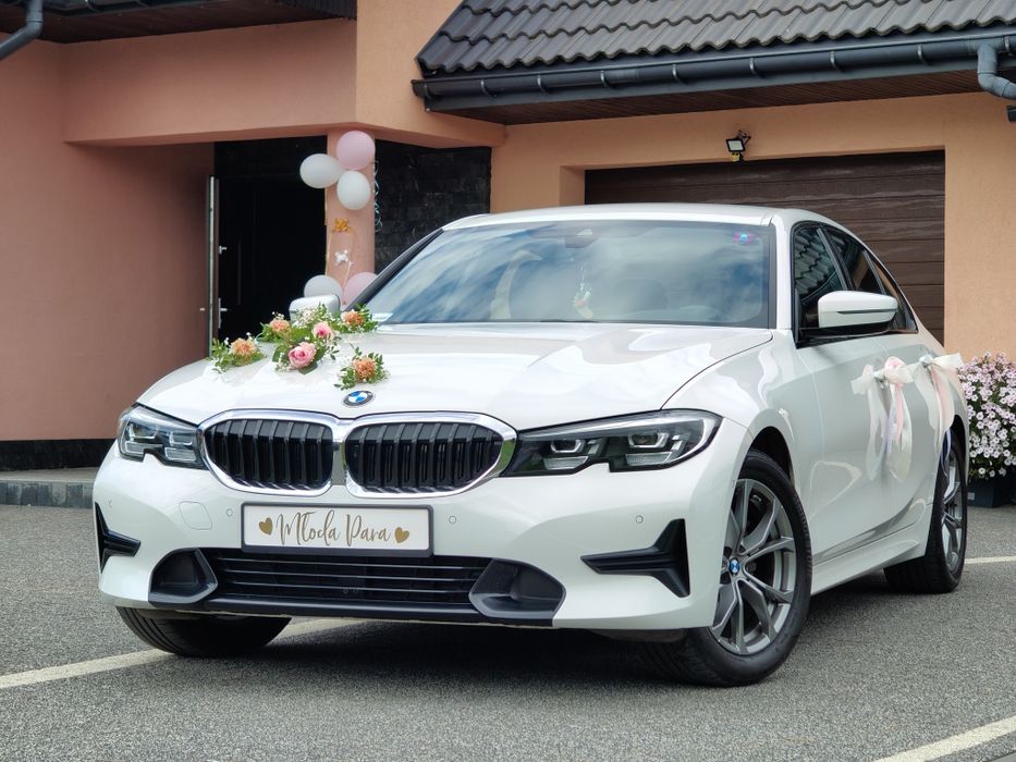 Samochód do ślubu /Auto do ślubu. Białe BMW Limuzyna M pakiet