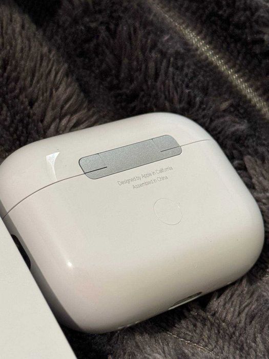Оригінал як нові airpods pro 2