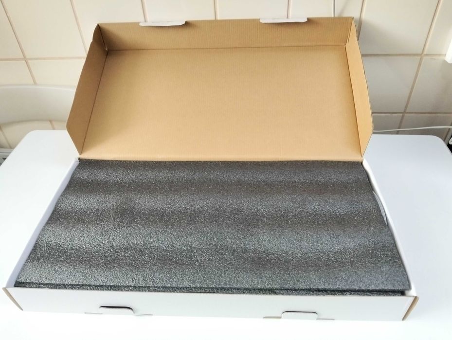 Torneira de cozinha com chuveiro nova ainda na caixa