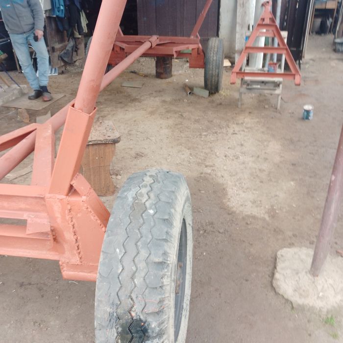 Віз прицеп до трактора