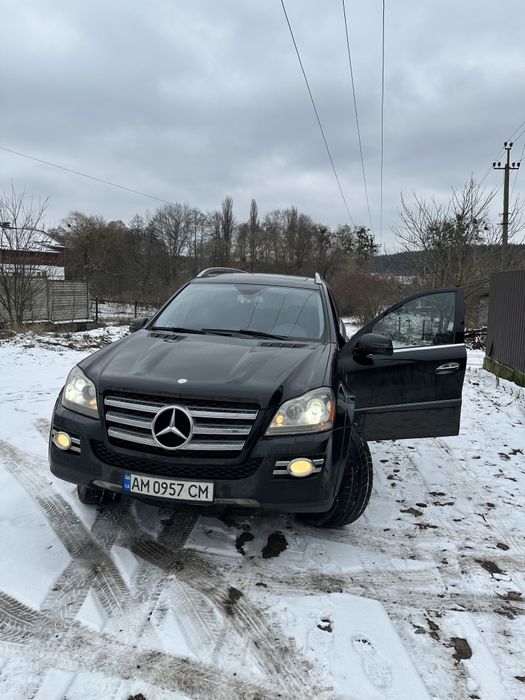 Продам Мерседес GL550