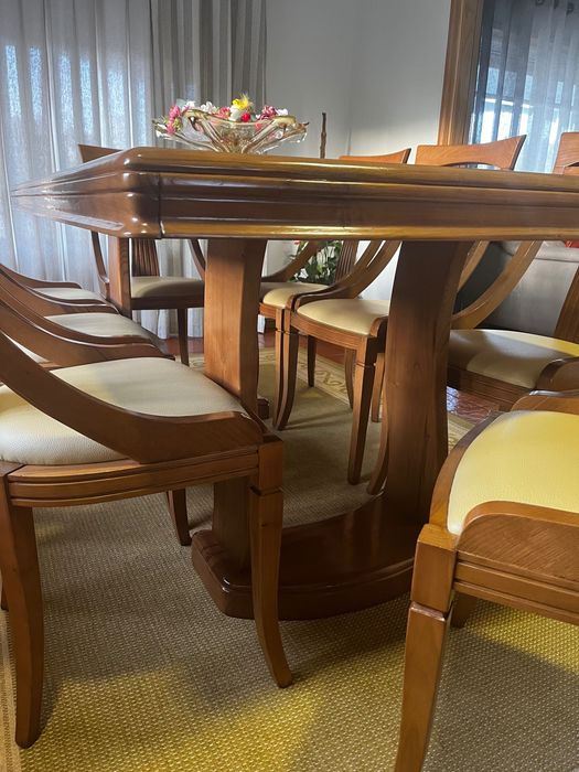 Mesa jantar com cadeiras
