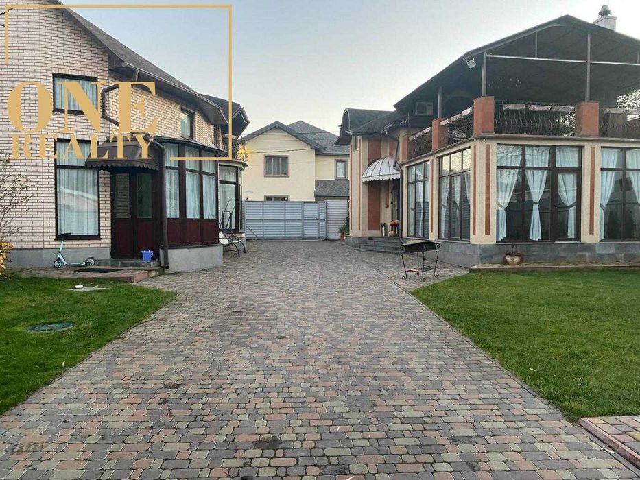 Есклюзивний двоповерховий елітний маєток 420 м2 на Осокорках