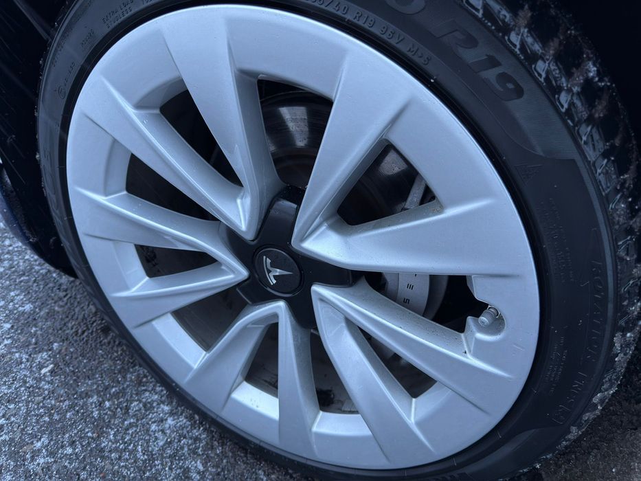 Vendo tesla model 3 283 cv