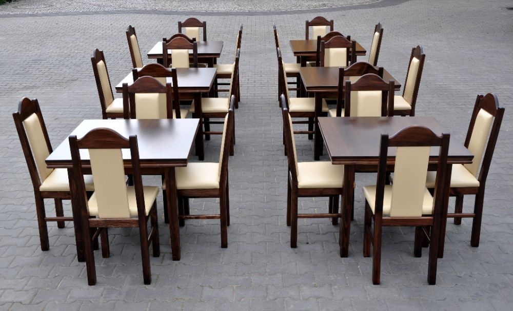 Stoly i krzesla na sale do restauracji baru świetlicy wiejskiej remizy