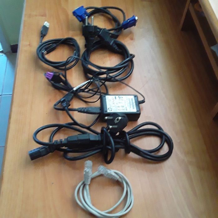 Продам комп'ютер в комплекті.