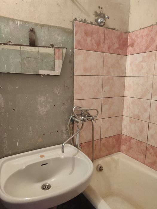Продаж 1 кім, Дніпровська