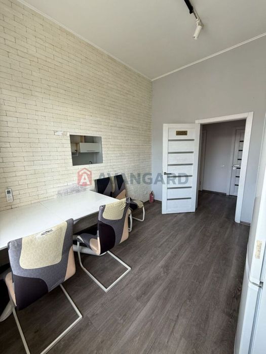 Продам 4к квартиру вул. Антоновича, метро Олімпійська